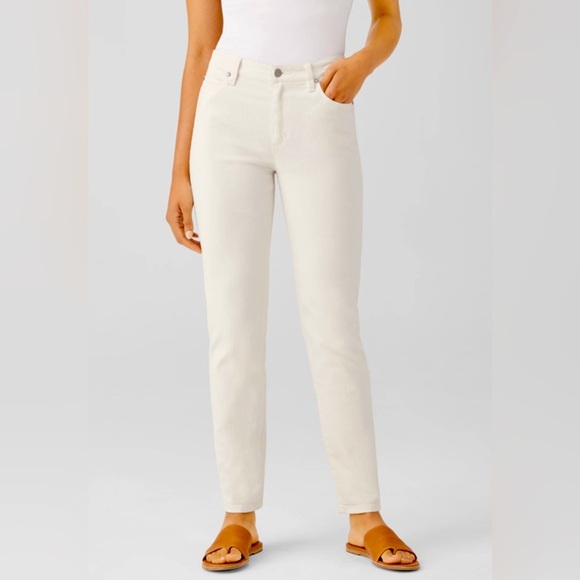 EILEEN FISHER Sz 8 Soft Denim Contrasting Stitch Slim Leg Mid-Rise Jeans - Picture 1 of 12